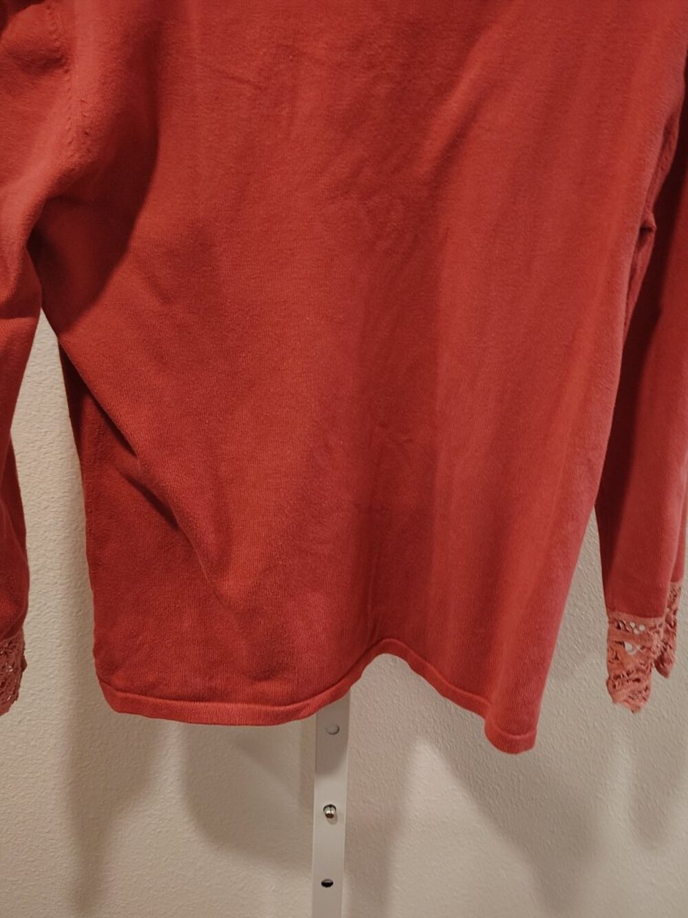 Belongings Women's Top Size Medium Lace Trim Scoop Neck Pink - Picture 10 of 11